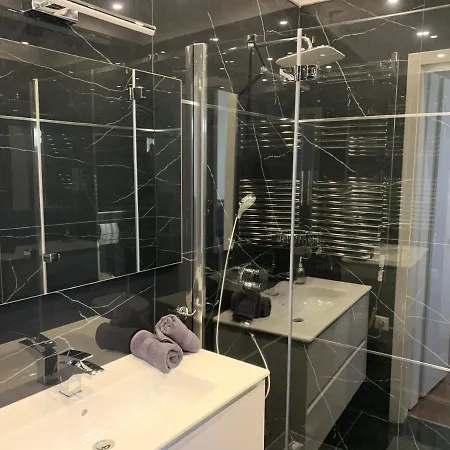 Kiraly 44 Luxury With Free Parking Apartment