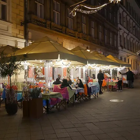 Casamia-elegant Vaci St.apt * Budapest