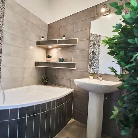 F4 Design Apartment- Apartment Budapest