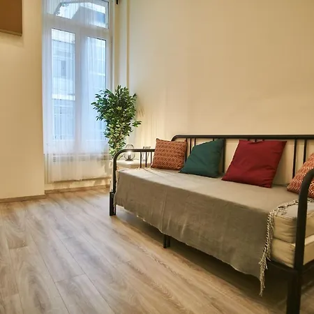 Apartment F4 Design Apartment-
