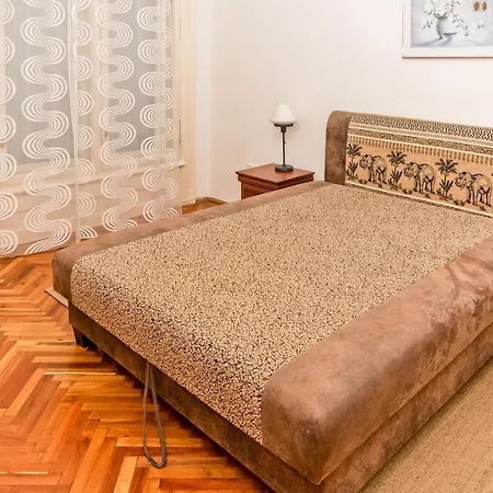 Appartamento Danubius Grand Astoria *