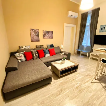 Center Cozy Akacfa Budapest