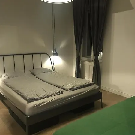Iranyi - Flat In The Heart Of Downtown
