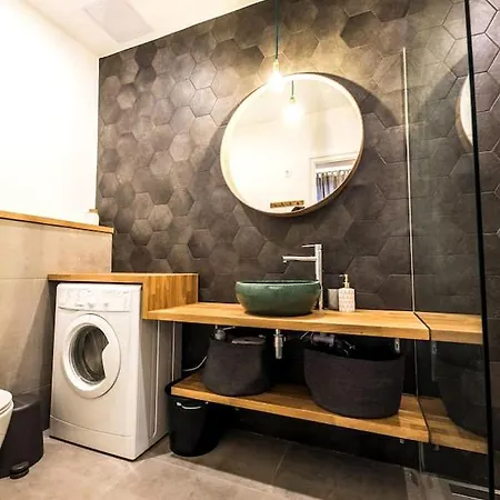 Apartment Iranyi - Flat In The Heart Of Downtown