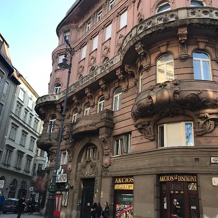 Iranyi - Flat In The Heart Of Downtown Appartement *