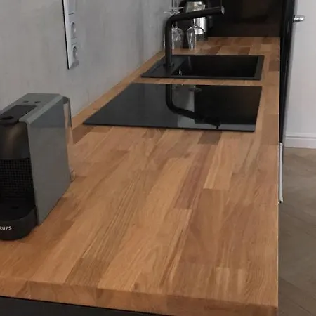 Iranyi - Flat In The Heart Of Downtown Apartment