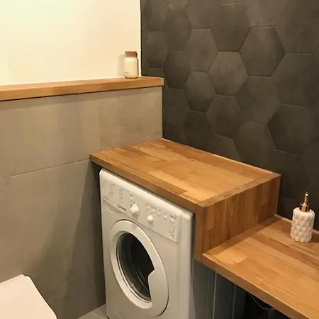 Iranyi - Flat In The Heart Of Downtown Apartment *