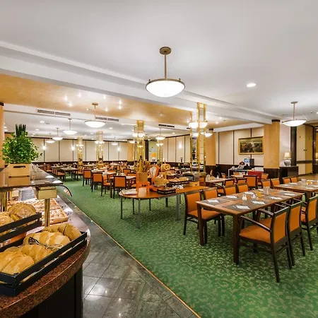 Hotell Danubius Hungaria City Center 4*