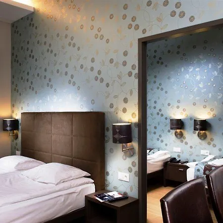 Hotel Opera Garden & Budapest