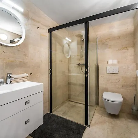 Apartment Spacious Loft In The Heart Of Downtown Budapest