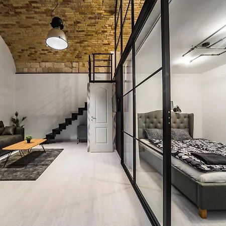 Spacious Loft In The Heart Of Downtown * Budapest