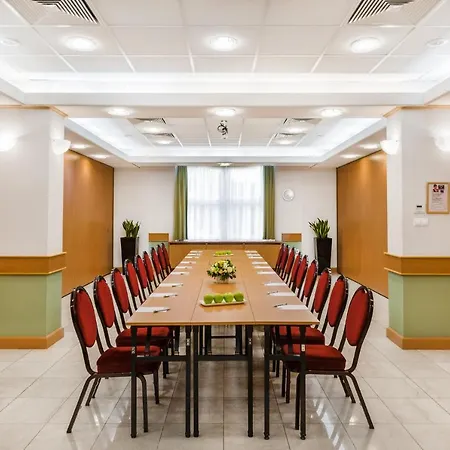 Danubius Arena Hotell