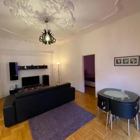 Monolit City Center * Budapest