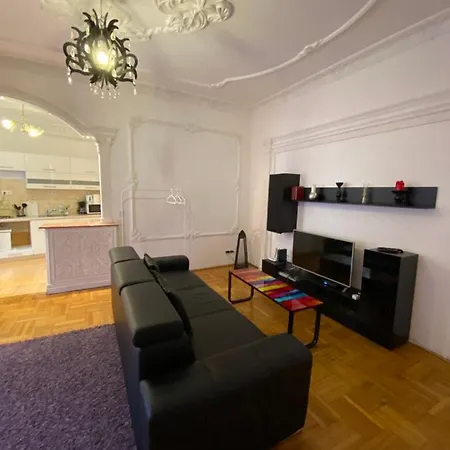 Apartment Monolit City Center Budapest