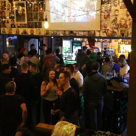 Retox Party Hostal