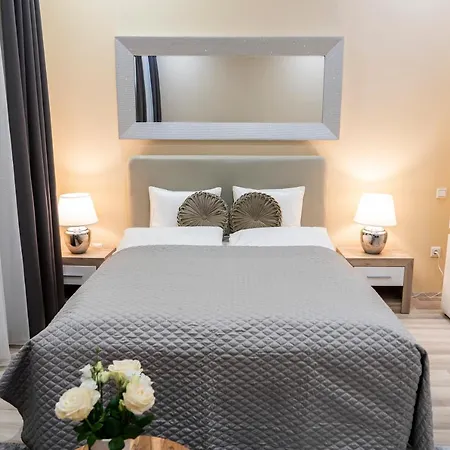 Appartamento City Centre Deluxe *