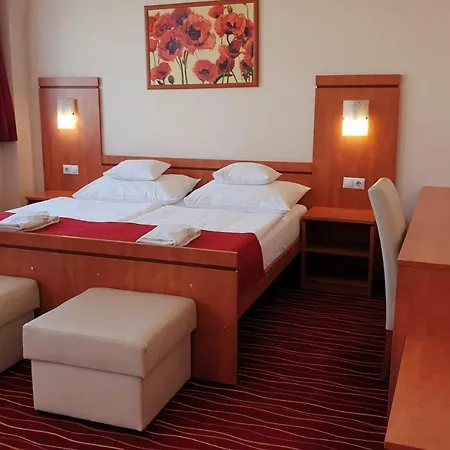 Diana Club Hotel Budapest