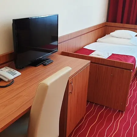 Diana Club 3* Budapest