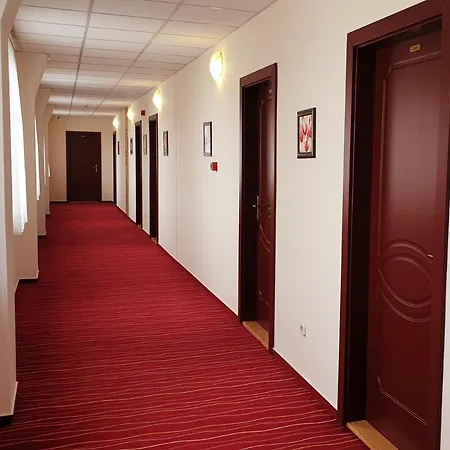 Hotel Diana Club 3*