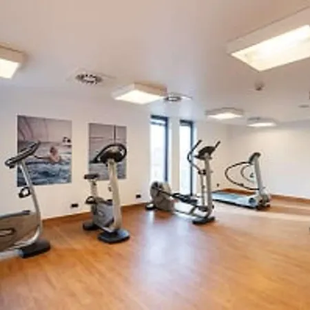Exe Center Hotel 4*