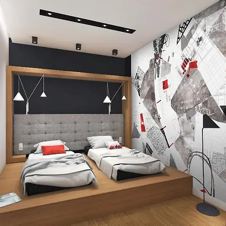 Hotel Up 4*