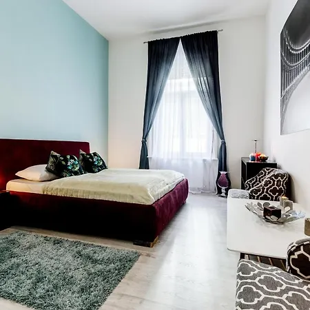 Luxury Paulay Street * Budapest