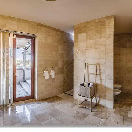 Avantgarde Aparthotel