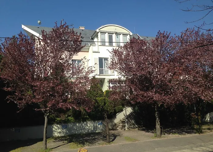 Belle Fleur Panzio Bed & Breakfast Budapest photo