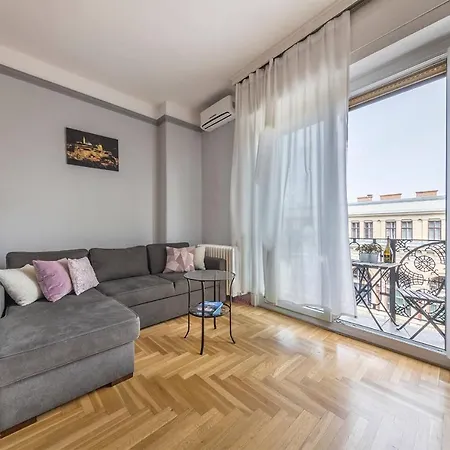 Astoria Balcony Apartmán