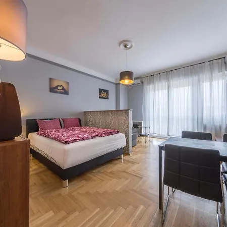 Apartmán Astoria Balcony