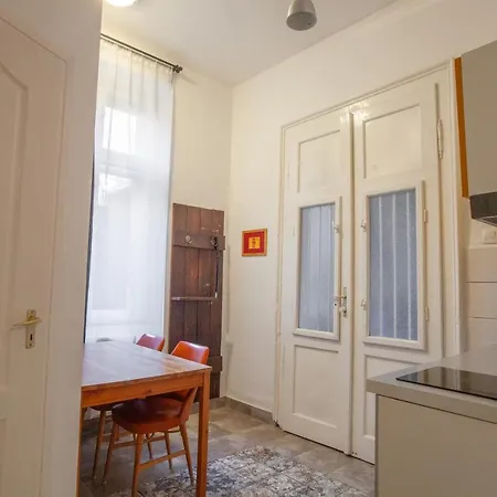 Lägenhetshotell Hedonist Budapest