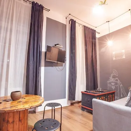 Lägenhetshotell Hedonist 3*