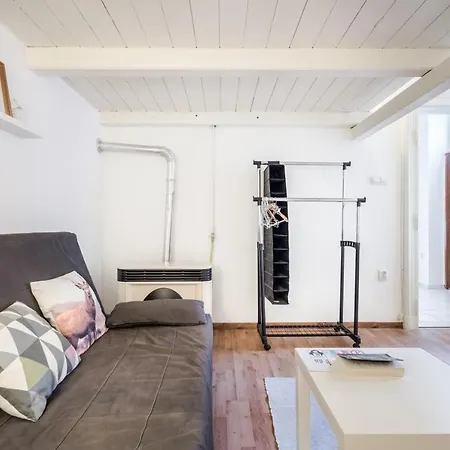 Apartment Bpr Vinyl Style With A/c