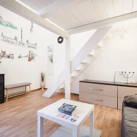 Bpr Vinyl Style With A/c Apartment *
