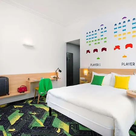 Ibis Styles Center 3*