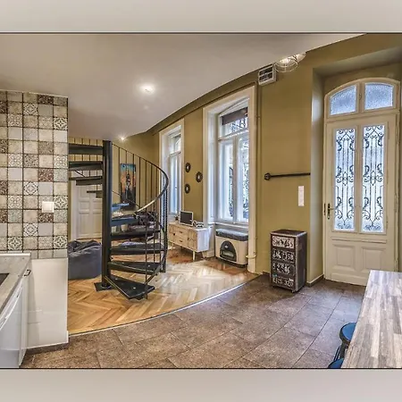 The Mondain Apartment