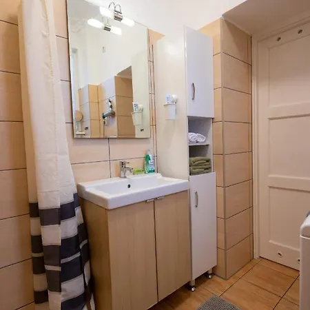 Sunbird Apartment *