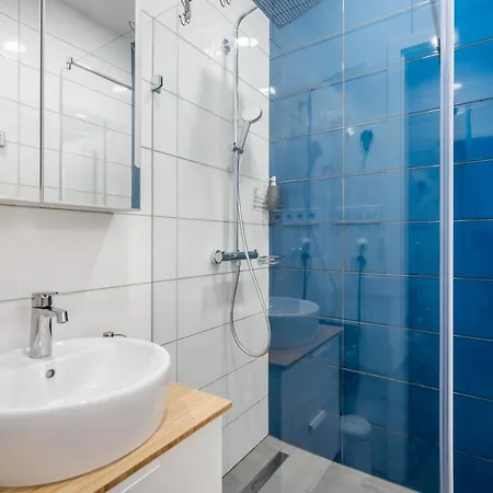 Bpr Stylish Vagabond With Ac Apartamento Budapest