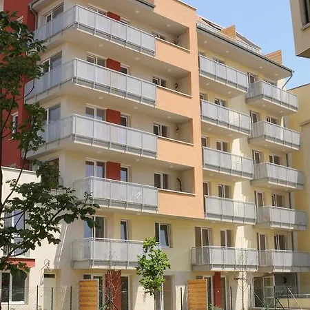 Vivaldi Aparthotel *