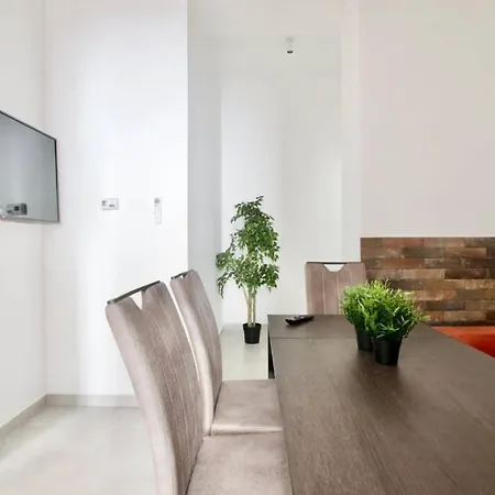 Premium By Hi5 - 3 Bedroom Appartamento