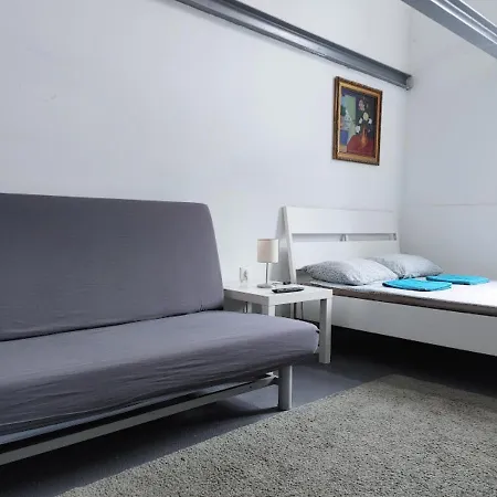 Gasthuis Sleepover Center Guestrooms 3*