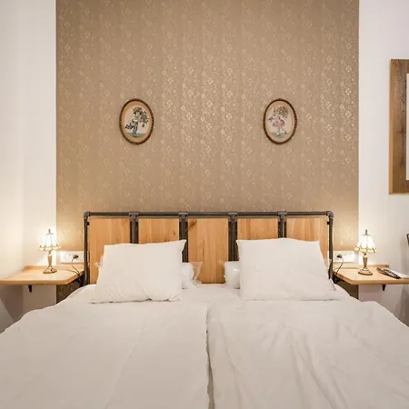 Bpr Kiraly Street Nest With A/c Apartment *