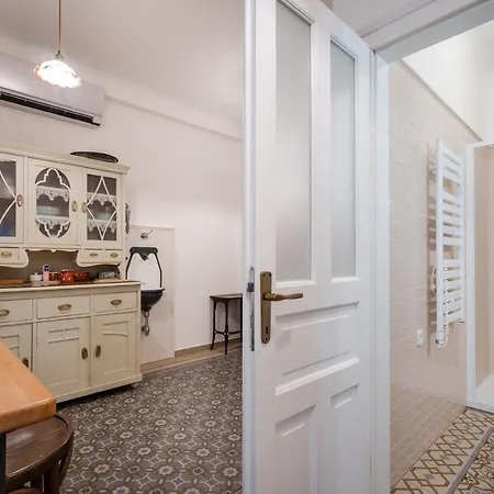 Bpr Kiraly Street Nest With A/c Apartment Budapest