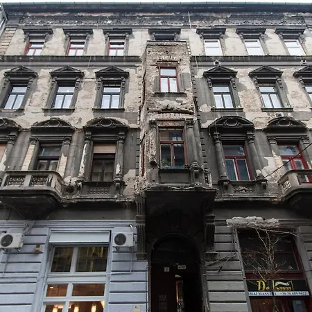 Real Klauzal Ii Apartment *