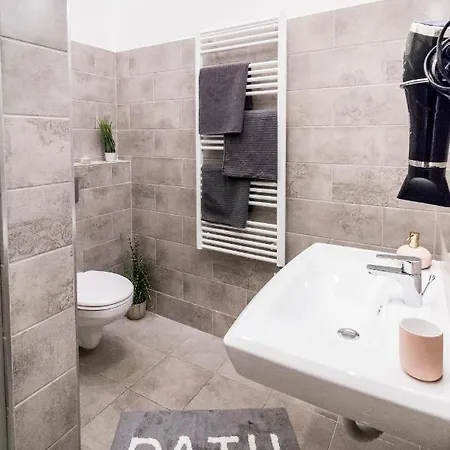 Apartment Real Klauzal Ii Budapest