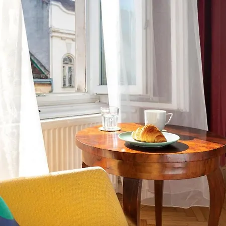 Bright & Spacious Loft With Basilica View * Budapest