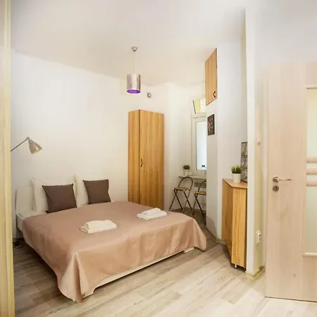 Апартаменты Cozy In The Center For 2 People Будапешт