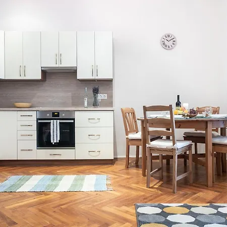 Lägenhet Free Parking - Dob50 Spacious - 2 Separate Bedroom, 5 People, Ac, Wifi *
