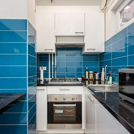 Breathless Panorama Synagogue Elegant Attic Free Parking Reservation Needed Apartment Budapest