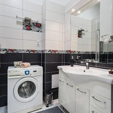 Breathless Panorama Synagogue Elegant Attic Free Parking Reservation Needed * Budapest